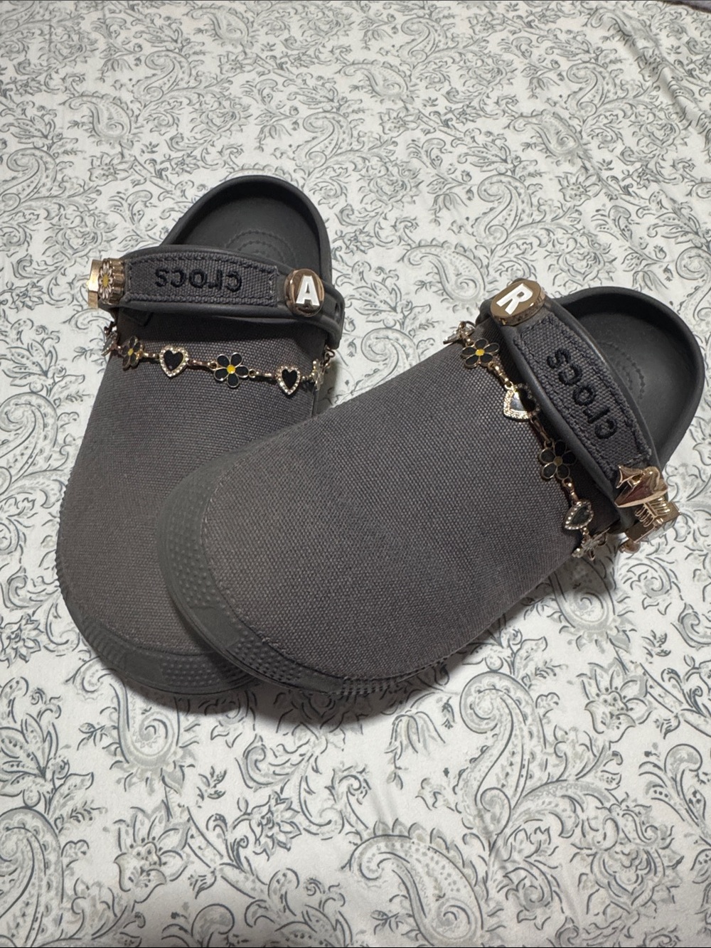 Crocs Unisex-Adult Classic Crafted Canvas Clogs with Charms